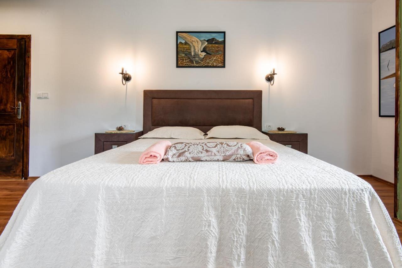 Appartement And Miona Virpazar