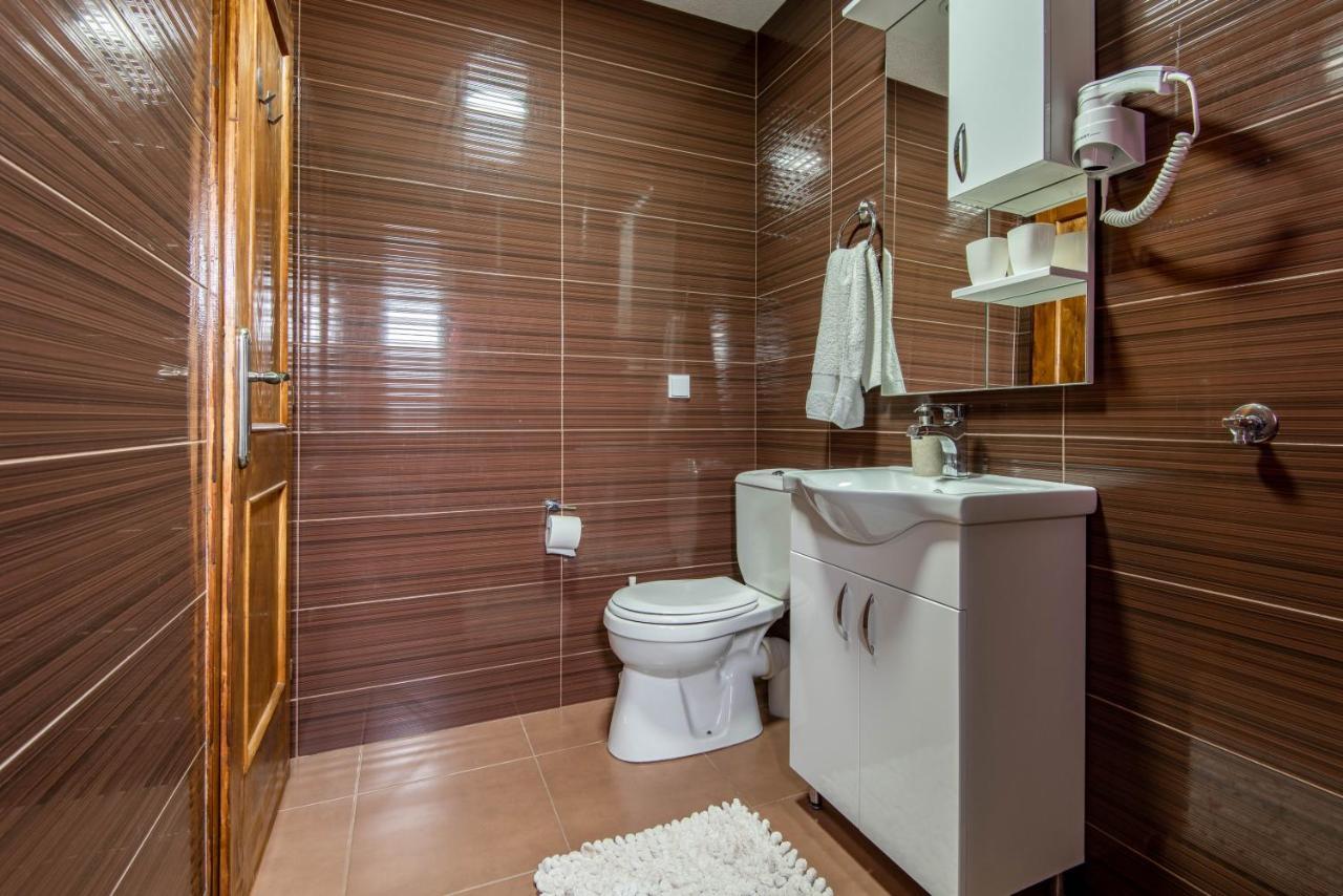 Appartement And Miona Virpazar