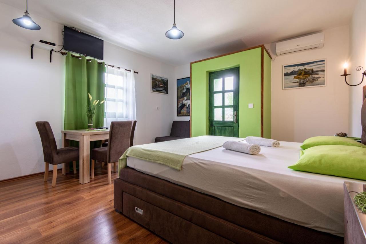 Appartement And Miona Virpazar