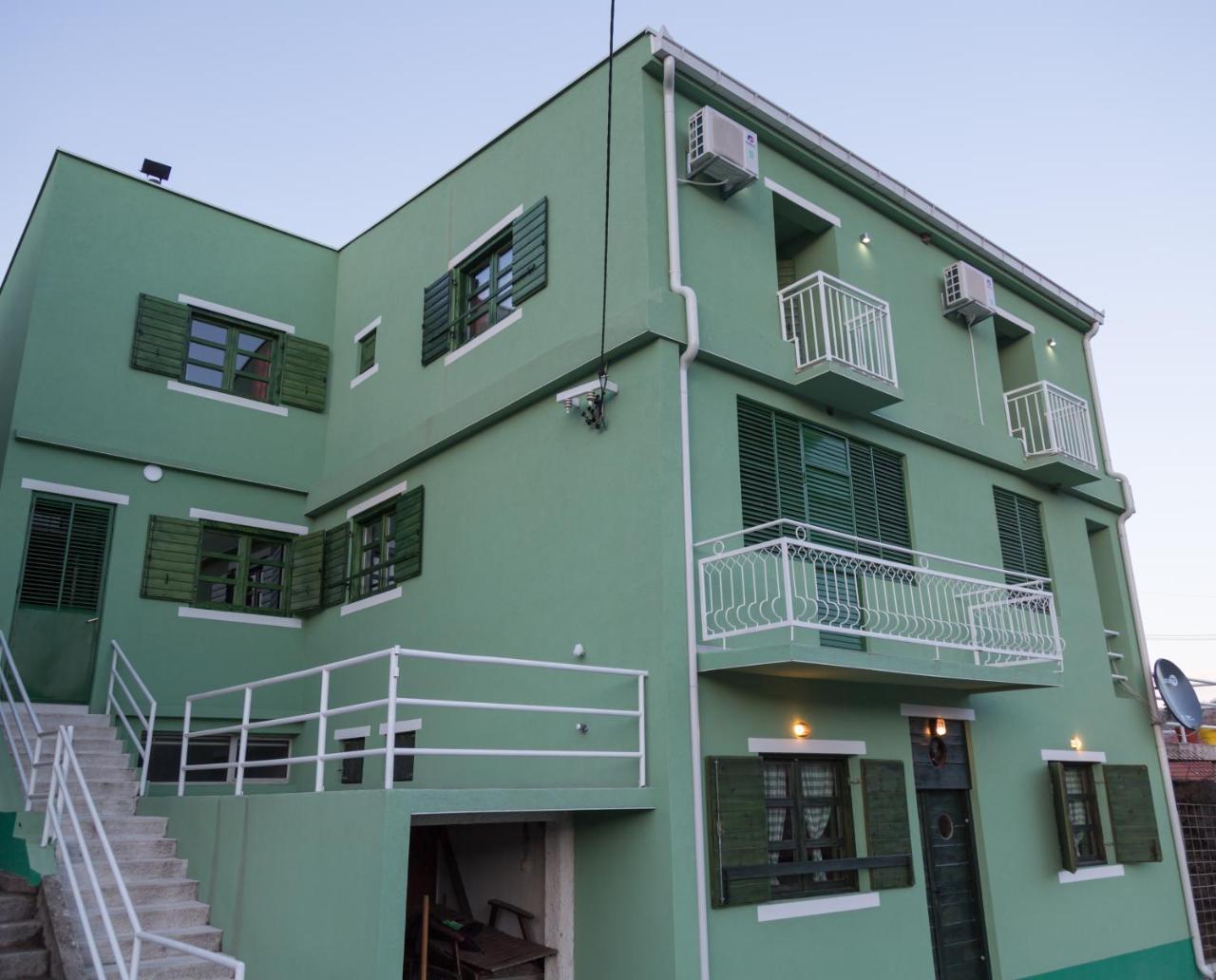 And Miona Apartman Virpazar